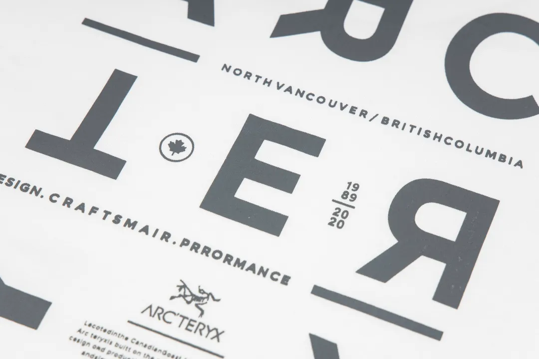 【 Quality】 Arc’teryx 𝟮𝟰𝘀𝘀 Logo T ， ， ， OS g 100% Quality ： ：White Black Size：XS S M L